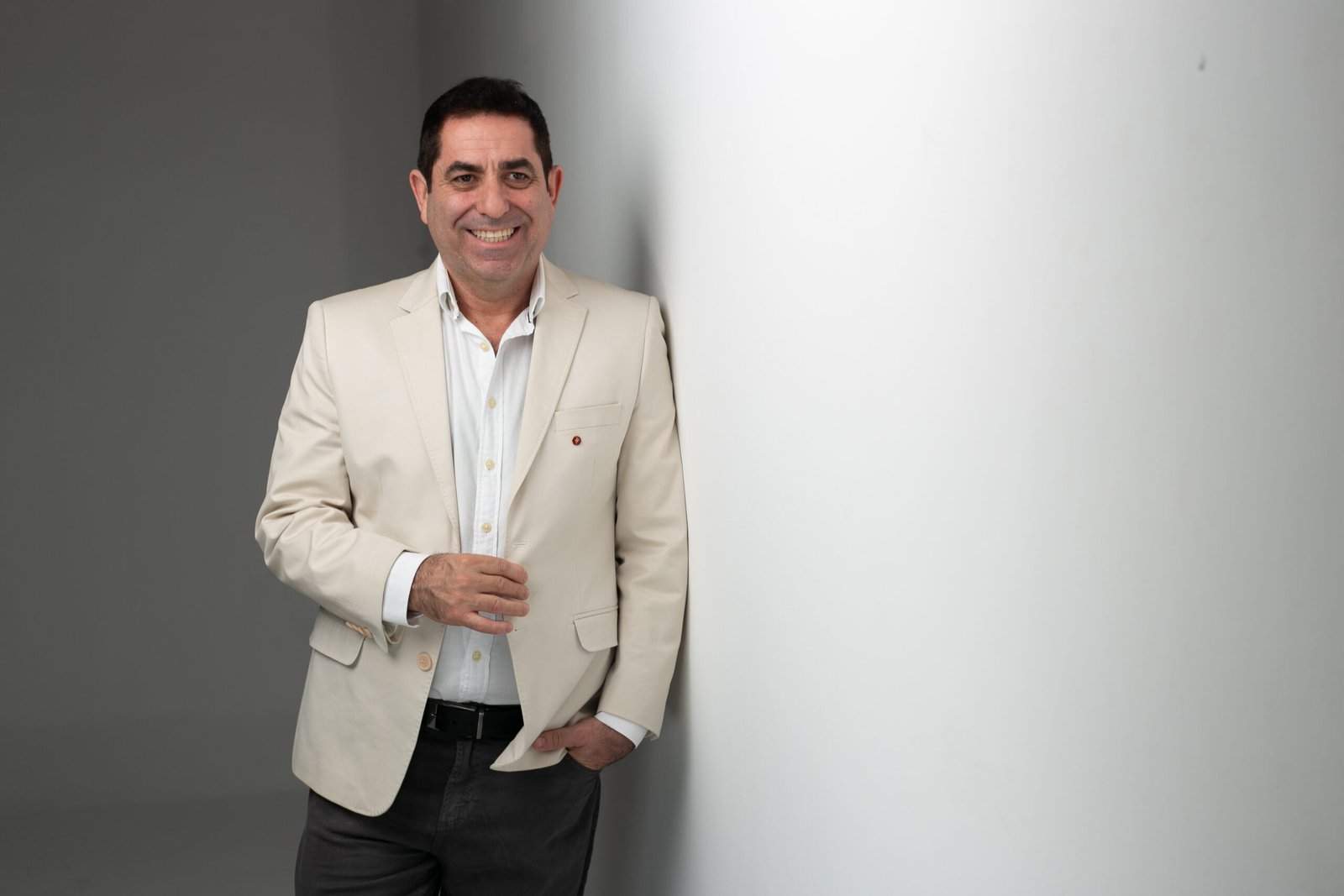 Por que um sorriso completo impacta mais do que a estética? 